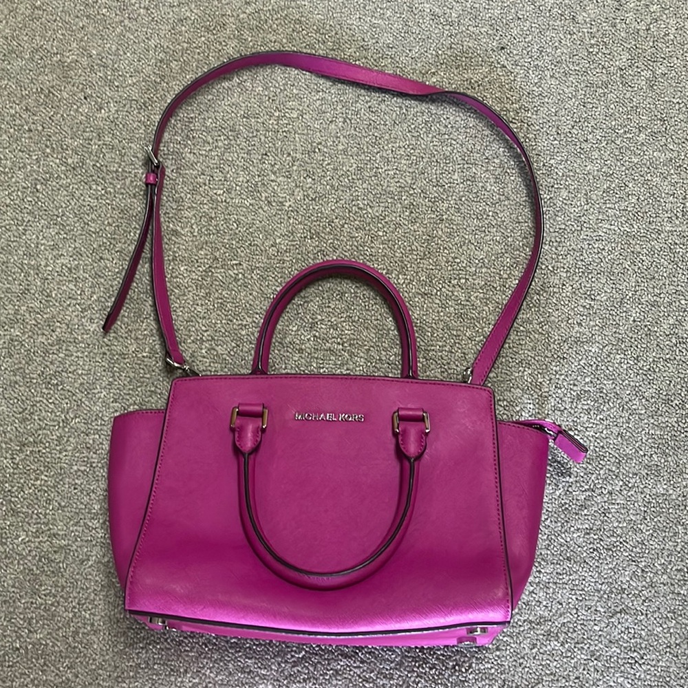 Michael Kors Selma Large Top-Zip Bag Handbag Pocketbook Fuchsia NWOT